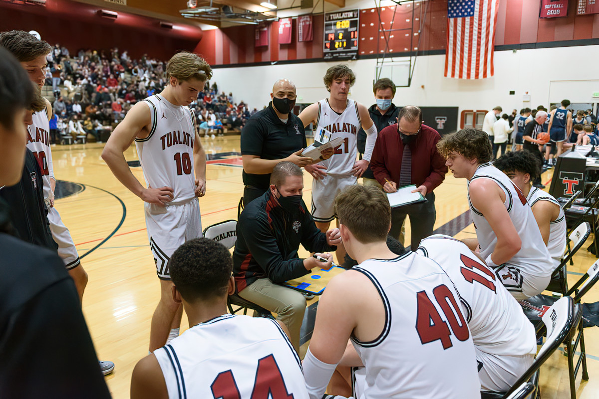 Tualatin Lake Oswego boys basketball Ken Waz 63